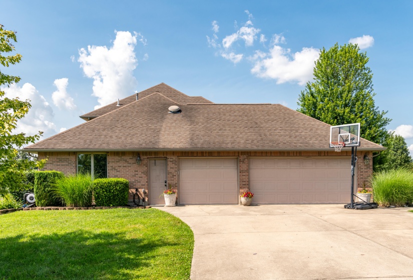 2385 Ash Brook Dr 52