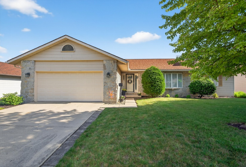1814 Kingsbury Dr, St Marys-4