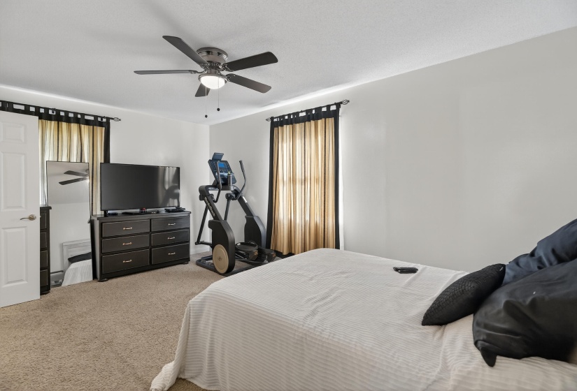 1814 Kingsbury Dr, St Marys-22