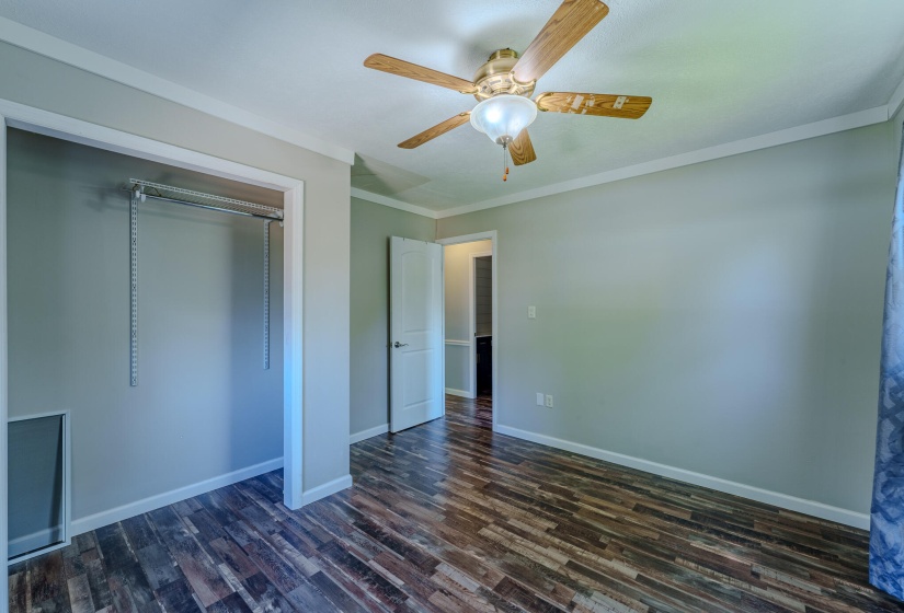 509 N Church St, New Carlisle-19
