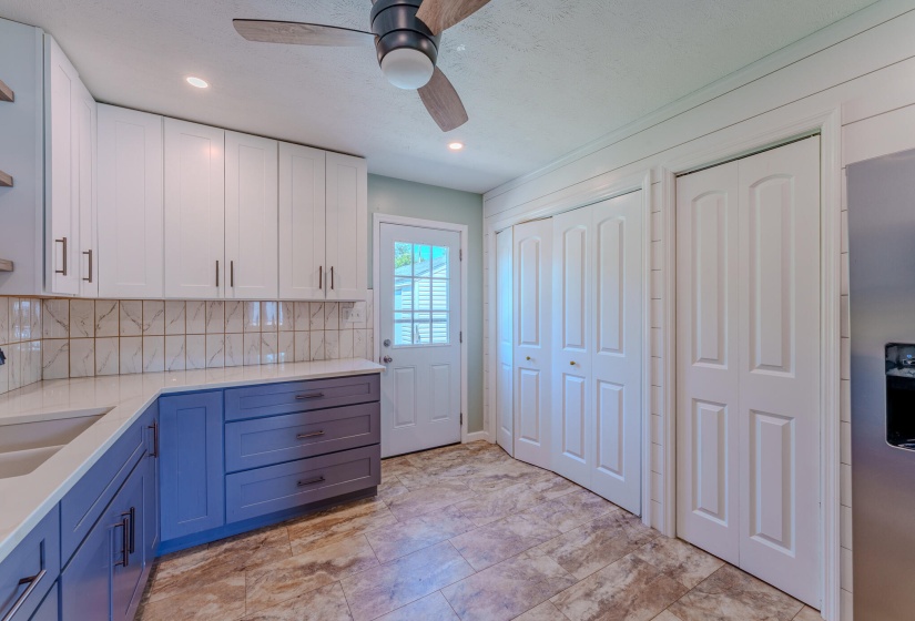 509 N Church St, New Carlisle-8