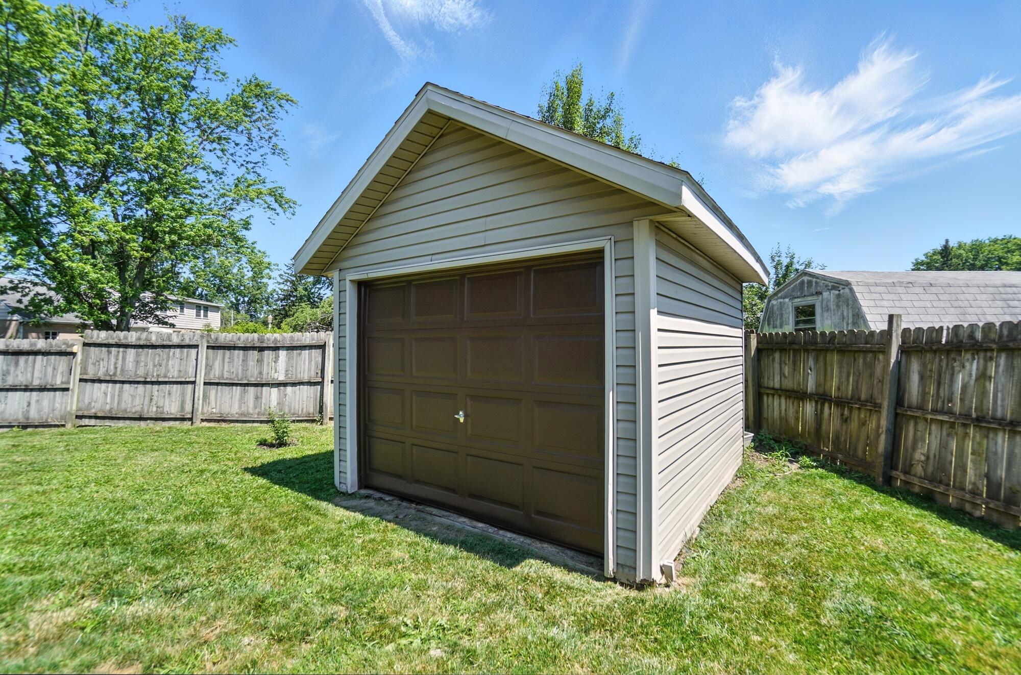 806 Tremont Avenue, Lima, Ohio 45801
