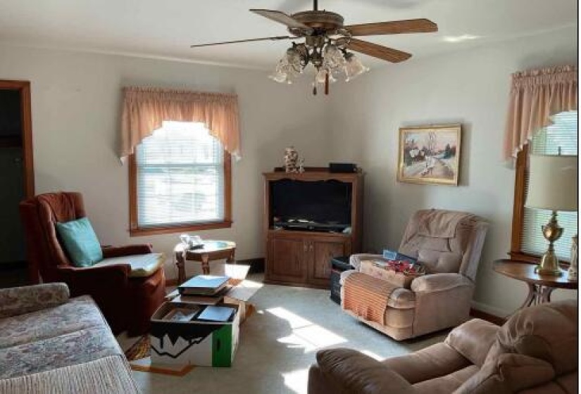 den / Bedroom