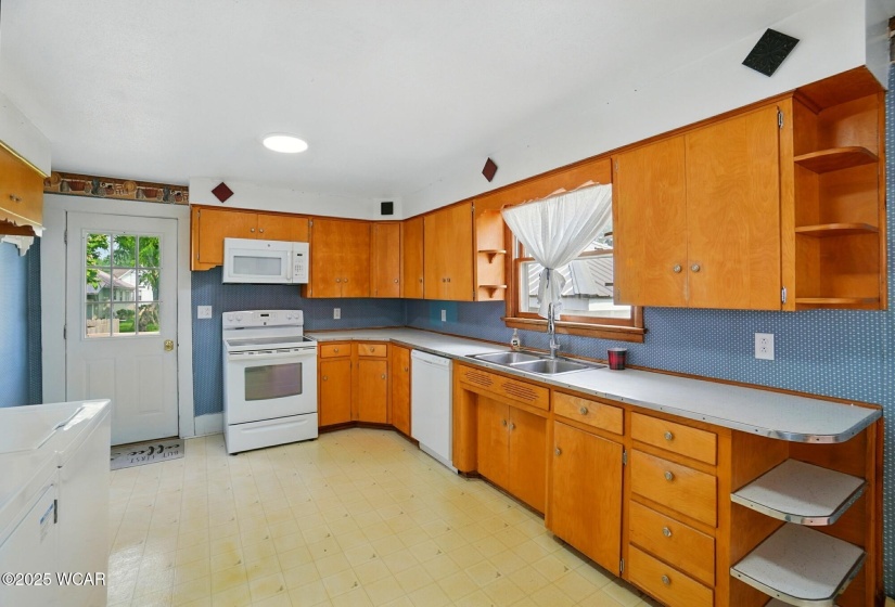 510 Walnut Street, Van Wert, Ohio, 2 Bedrooms Bedrooms, ,1 BathroomBathrooms,Residential,For Sale,Walnut,307287