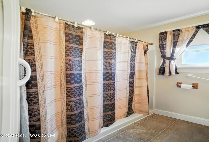 408 Benton Street, Wapakoneta, Ohio, 2 Bedrooms Bedrooms, ,1 BathroomBathrooms,Residential,For Sale,Benton,307512