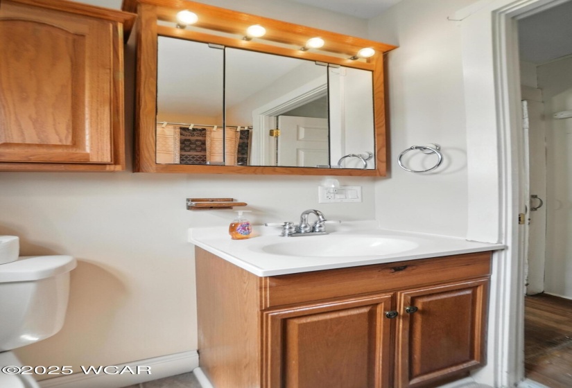 408 Benton Street, Wapakoneta, Ohio, 2 Bedrooms Bedrooms, ,1 BathroomBathrooms,Residential,For Sale,Benton,307512