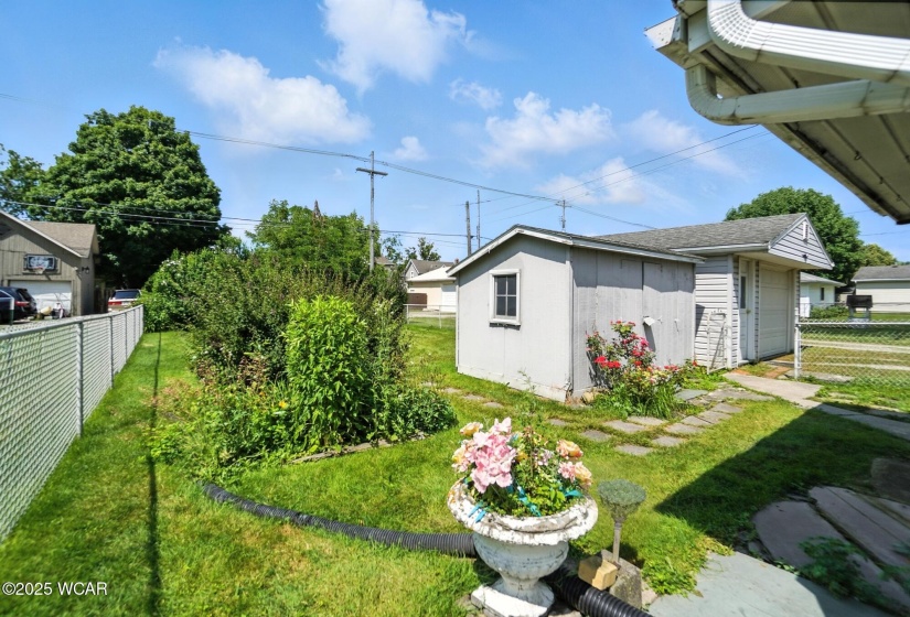 408 Benton Street, Wapakoneta, Ohio, 2 Bedrooms Bedrooms, ,1 BathroomBathrooms,Residential,For Sale,Benton,307512