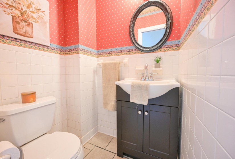1/2 Bath Downstairs