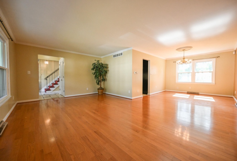 Living Room:Dining Room