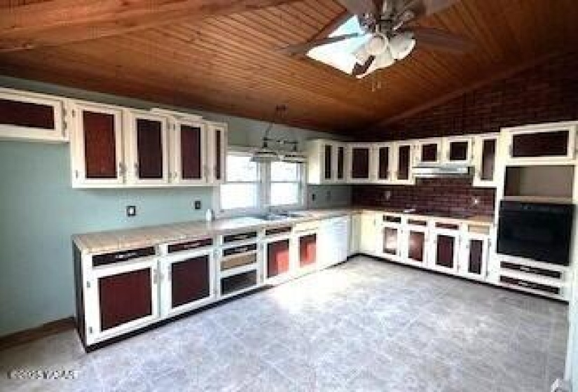 400 Vance Street, Carey, Ohio, 4 Bedrooms Bedrooms, ,2 BathroomsBathrooms,Residential,For Sale,Vance,307588