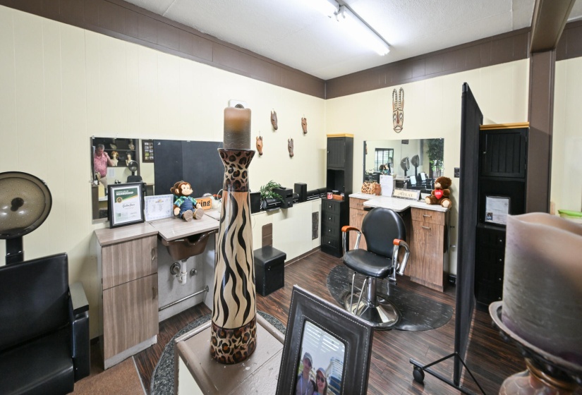 Salon
