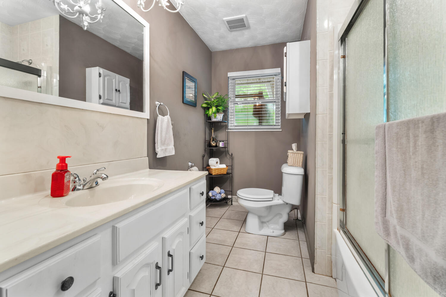2550 Vista Ridge Drive, Troy, Ohio 45373