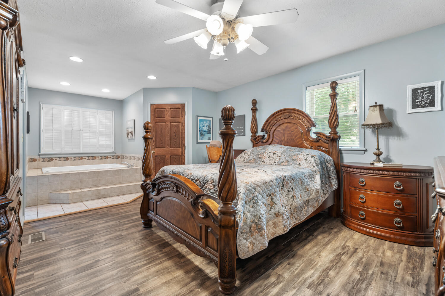 2550 Vista Ridge Drive, Troy, Ohio 45373