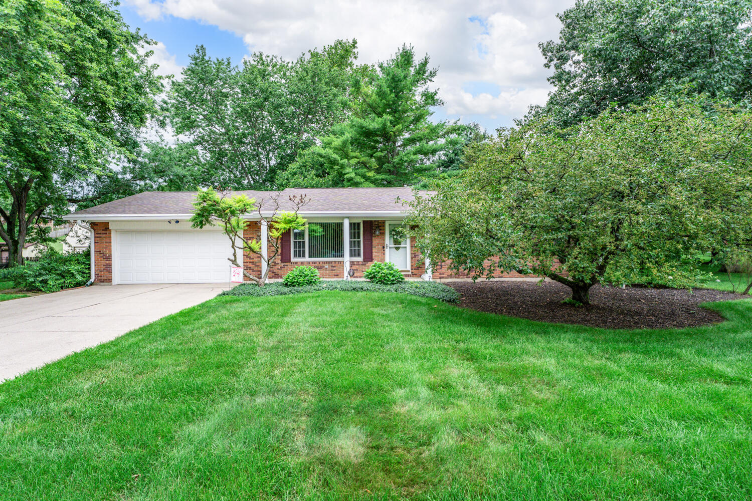 2550 Vista Ridge Drive, Troy, Ohio 45373
