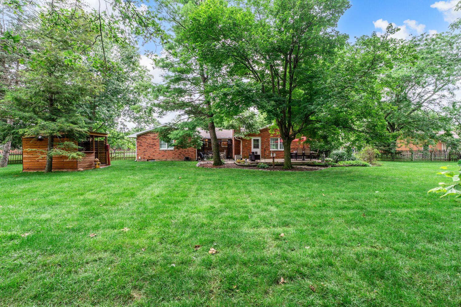 2550 Vista Ridge Drive, Troy, Ohio 45373