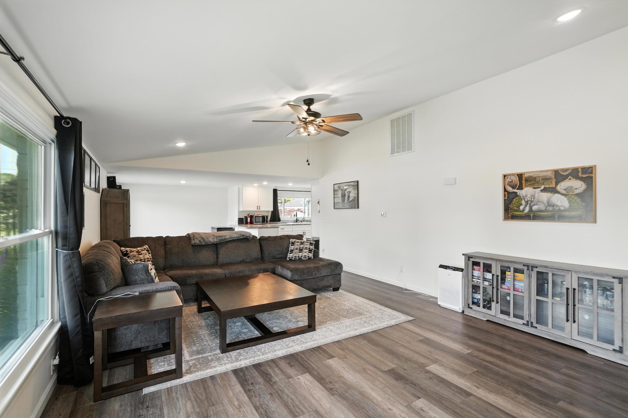 628 State Route 571, Union City, Ohio 45390