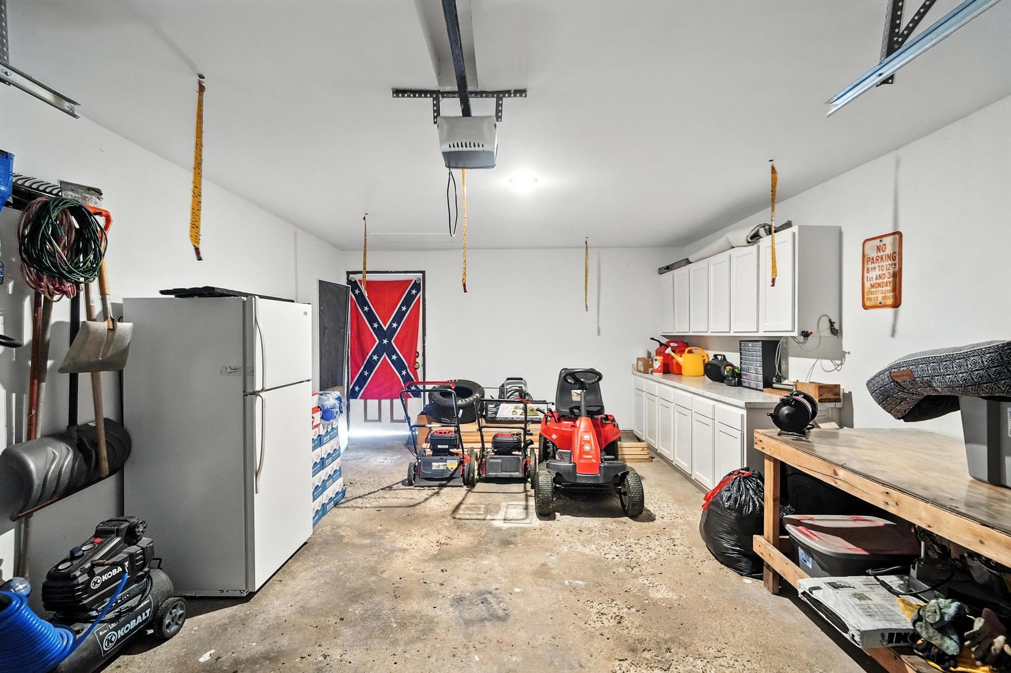 628 State Route 571, Union City, Ohio 45390