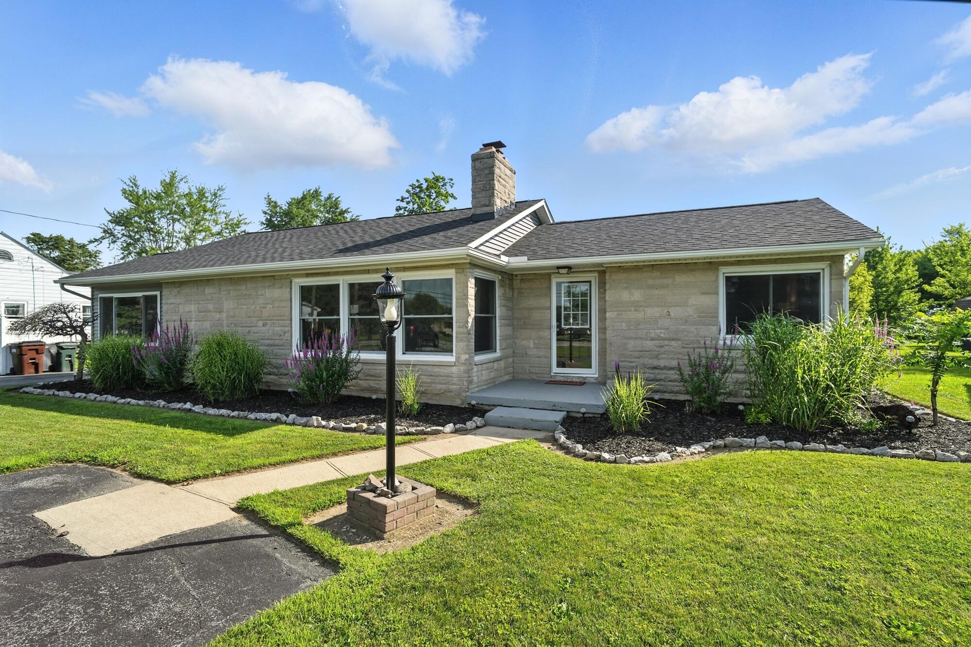 628 State Route 571, Union City, Ohio 45390