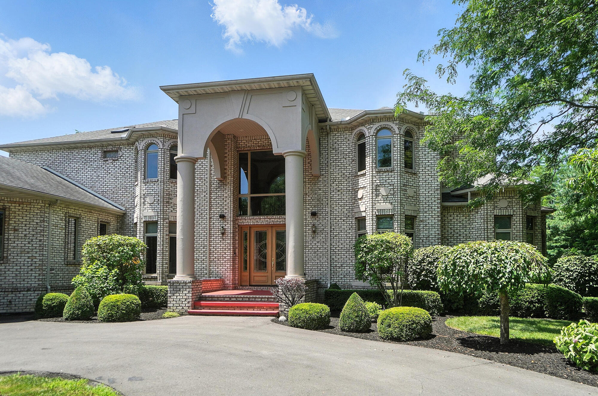 2655 Ballydoyle Drive, Springfield, Ohio 45503