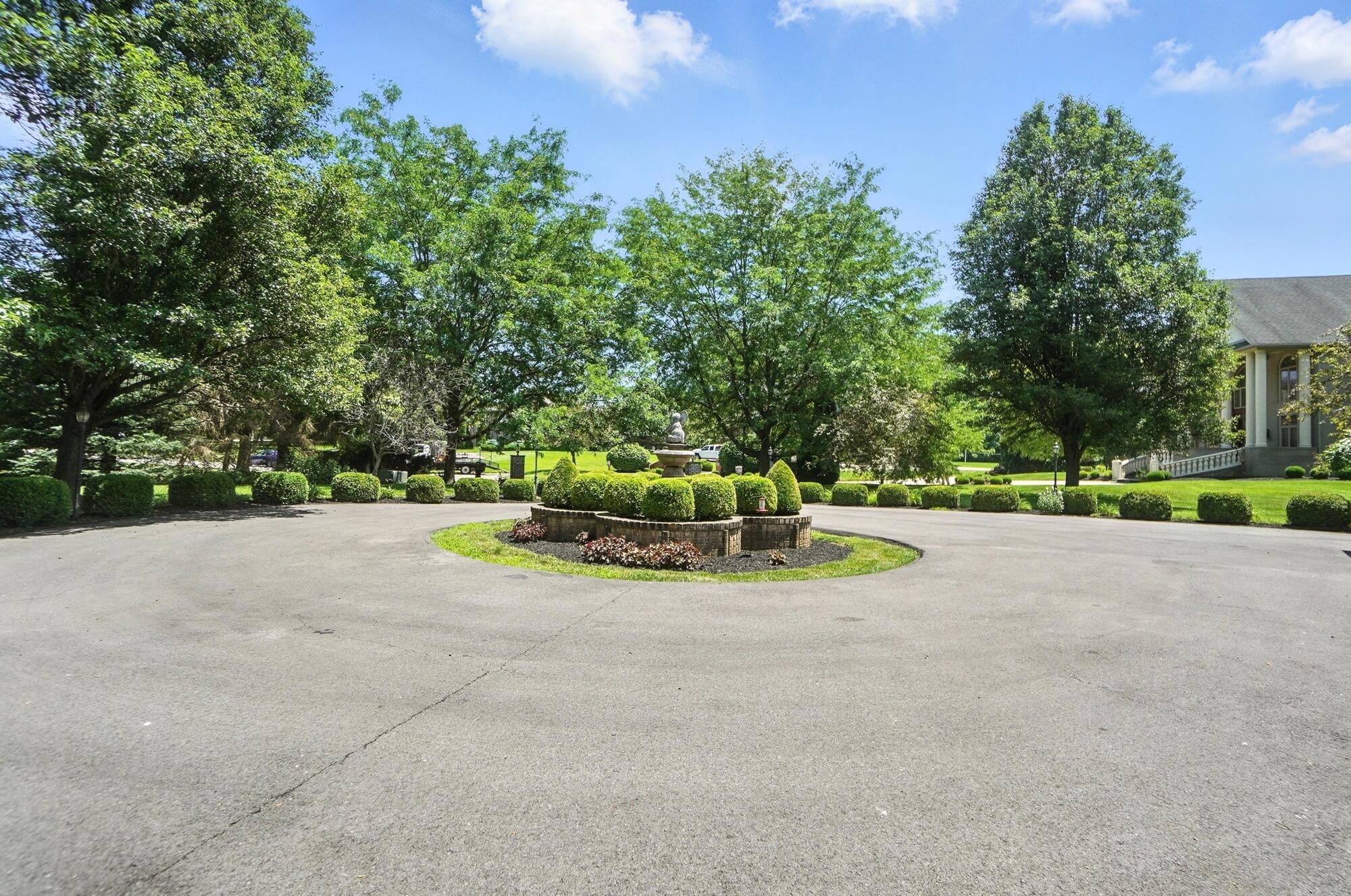 2655 Ballydoyle Drive, Springfield, Ohio 45503