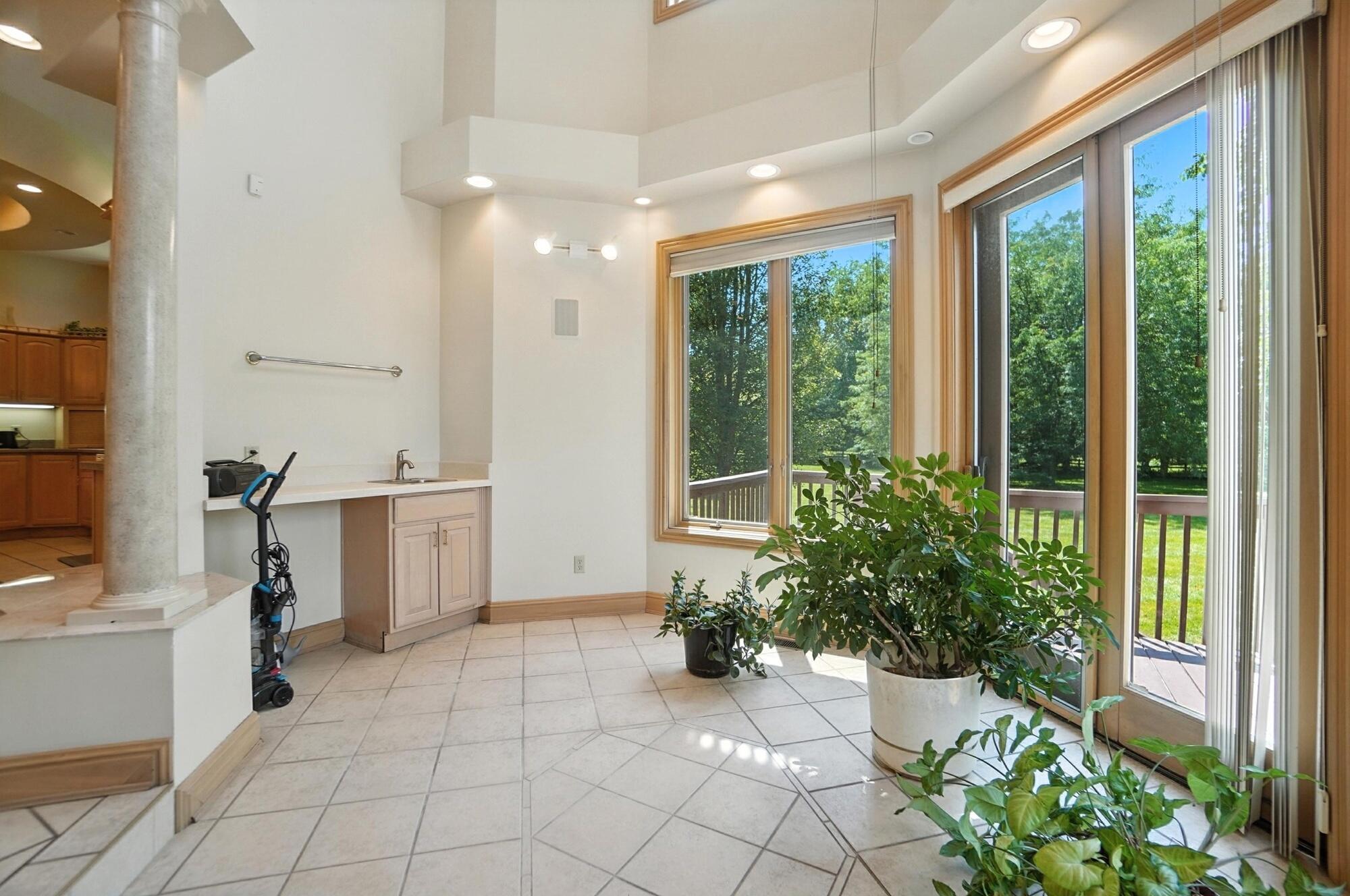 2655 Ballydoyle Drive, Springfield, Ohio 45503