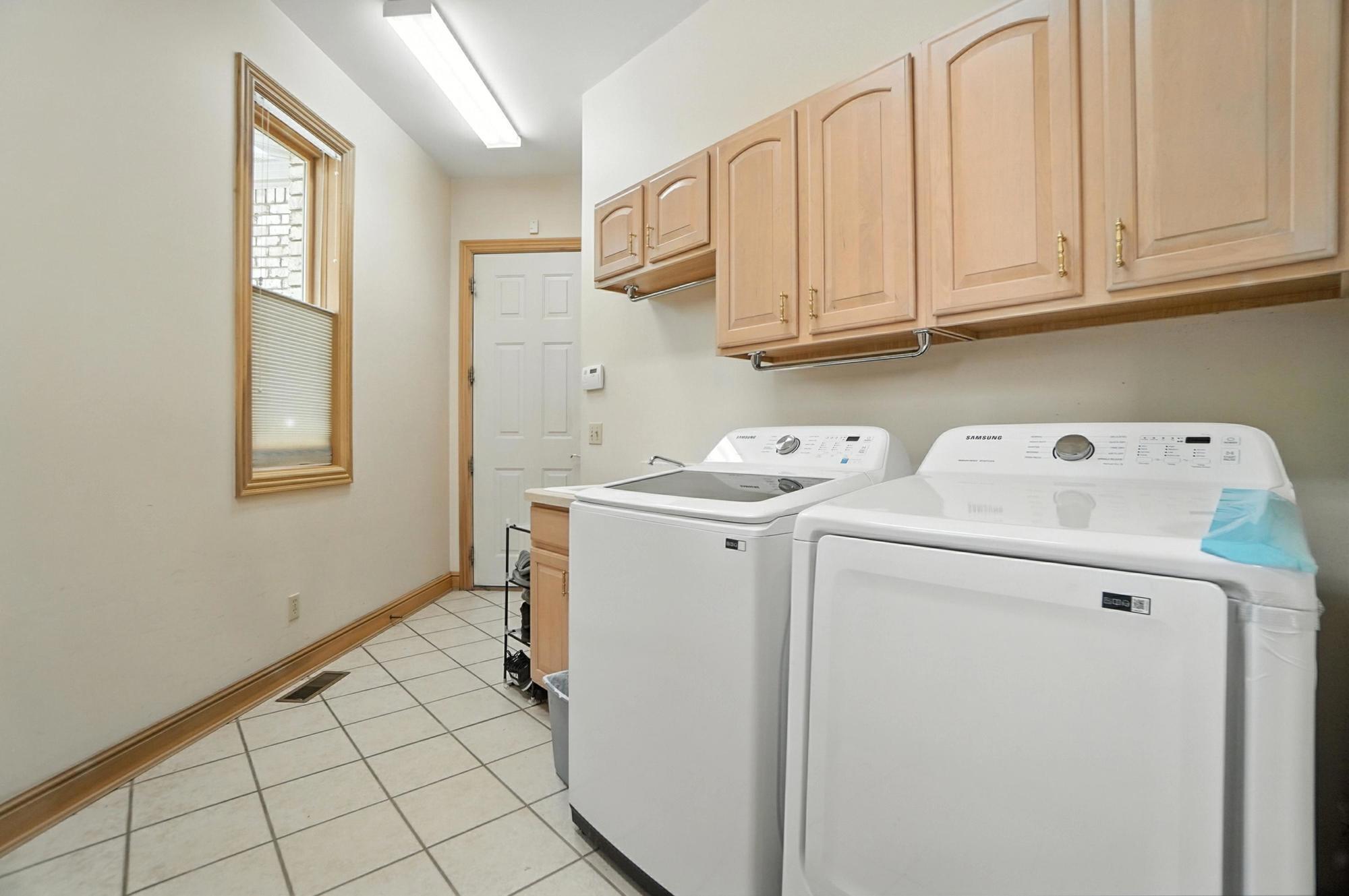 2655 Ballydoyle Drive, Springfield, Ohio 45503