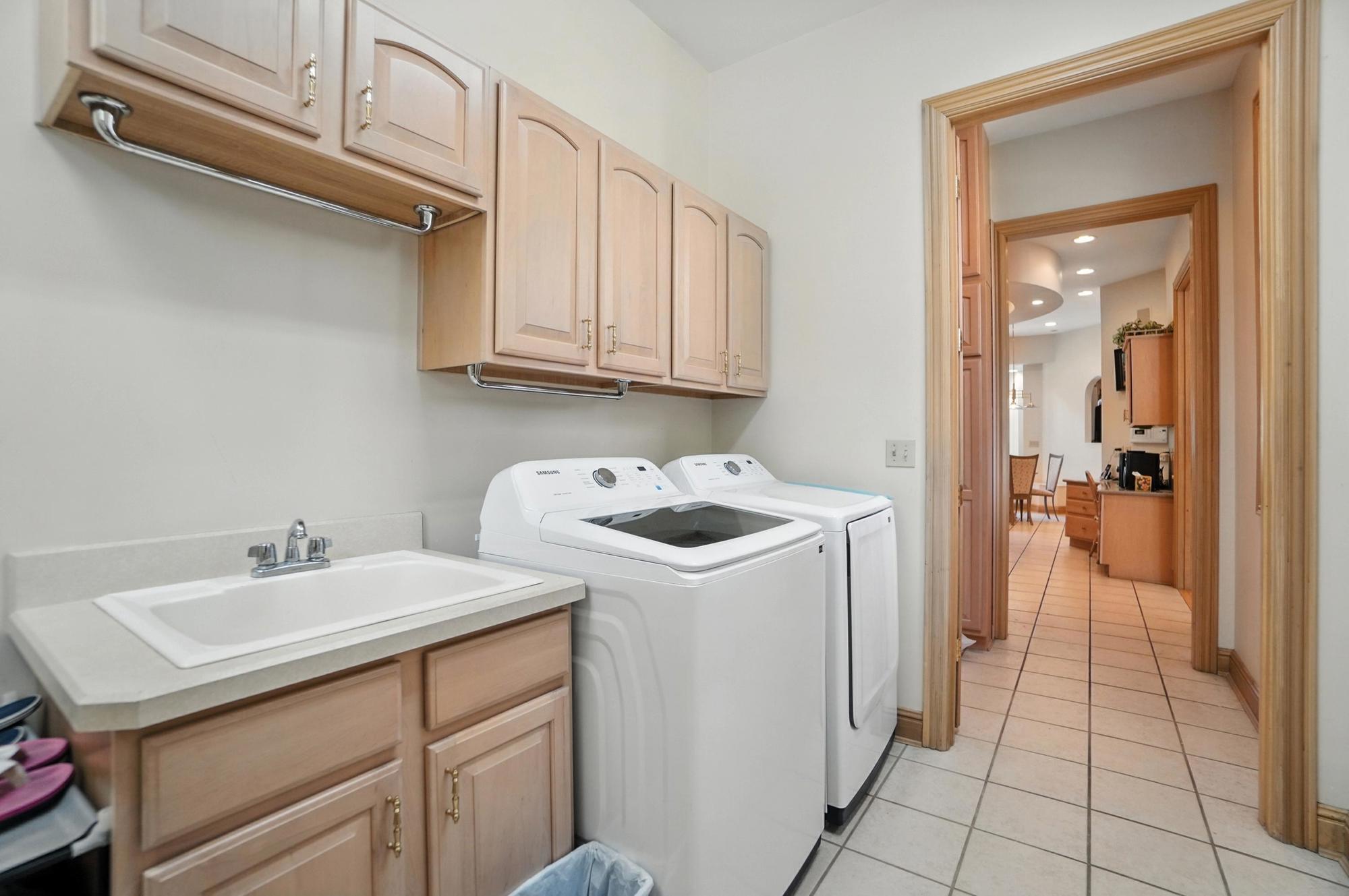 2655 Ballydoyle Drive, Springfield, Ohio 45503