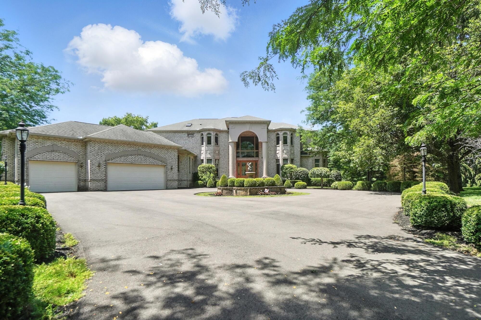 2655 Ballydoyle Drive, Springfield, Ohio 45503