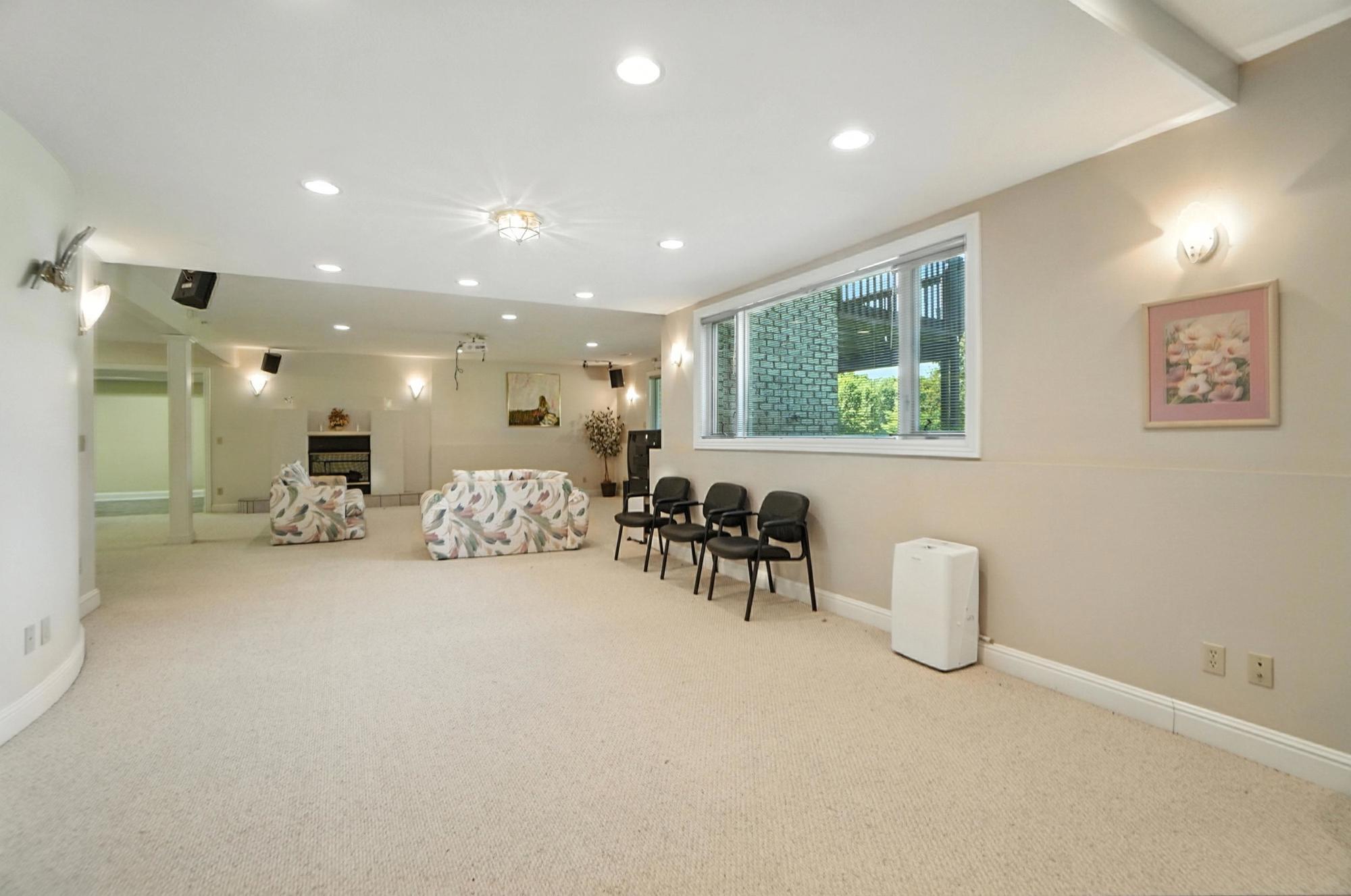 2655 Ballydoyle Drive, Springfield, Ohio 45503