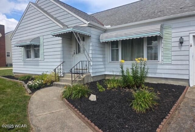 704 Defiance Street, Wapakoneta, Ohio, 3 Bedrooms Bedrooms, ,1 BathroomBathrooms,Residential,For Sale,Defiance,307593