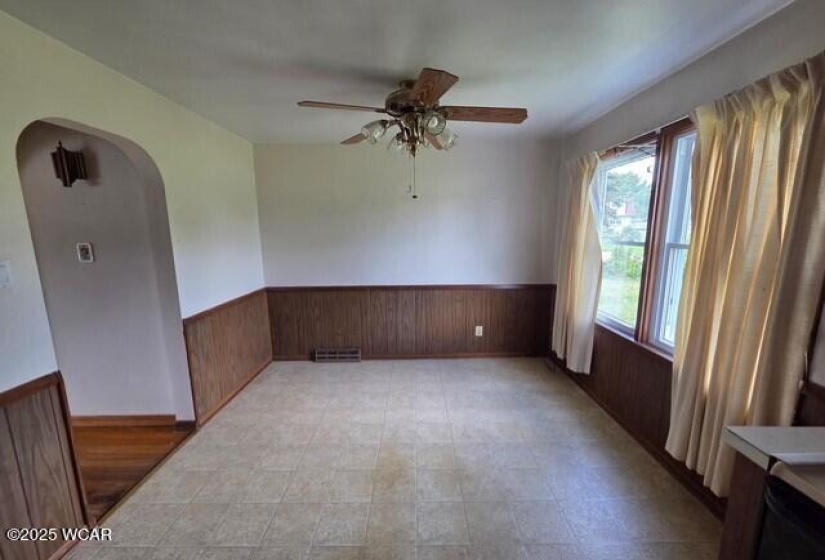 704 Defiance Street, Wapakoneta, Ohio, 3 Bedrooms Bedrooms, ,1 BathroomBathrooms,Residential,For Sale,Defiance,307593