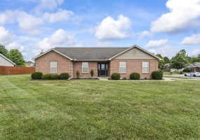 2536 Huntington Drive, Troy, Ohio 45373, 3 Bedrooms Bedrooms, ,2 BathroomsBathrooms,Residential,For Sale,Huntington,1039883