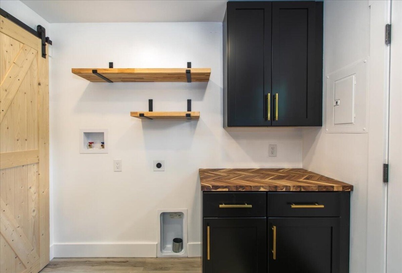 18-Laundry Area