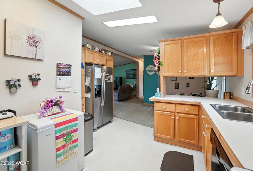 596 Lakeridge Drive, Lima, Ohio, 3 Bedrooms Bedrooms, ,2 BathroomsBathrooms,Residential,For Sale,Lakeridge,307600