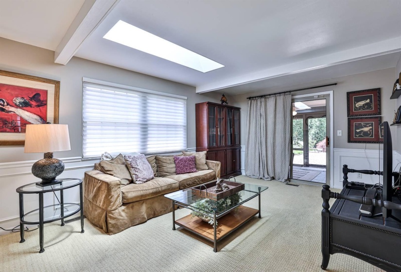 009-Family-Room