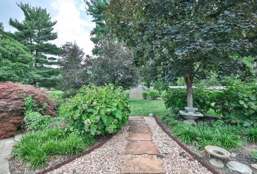 040-GardenLandscaping