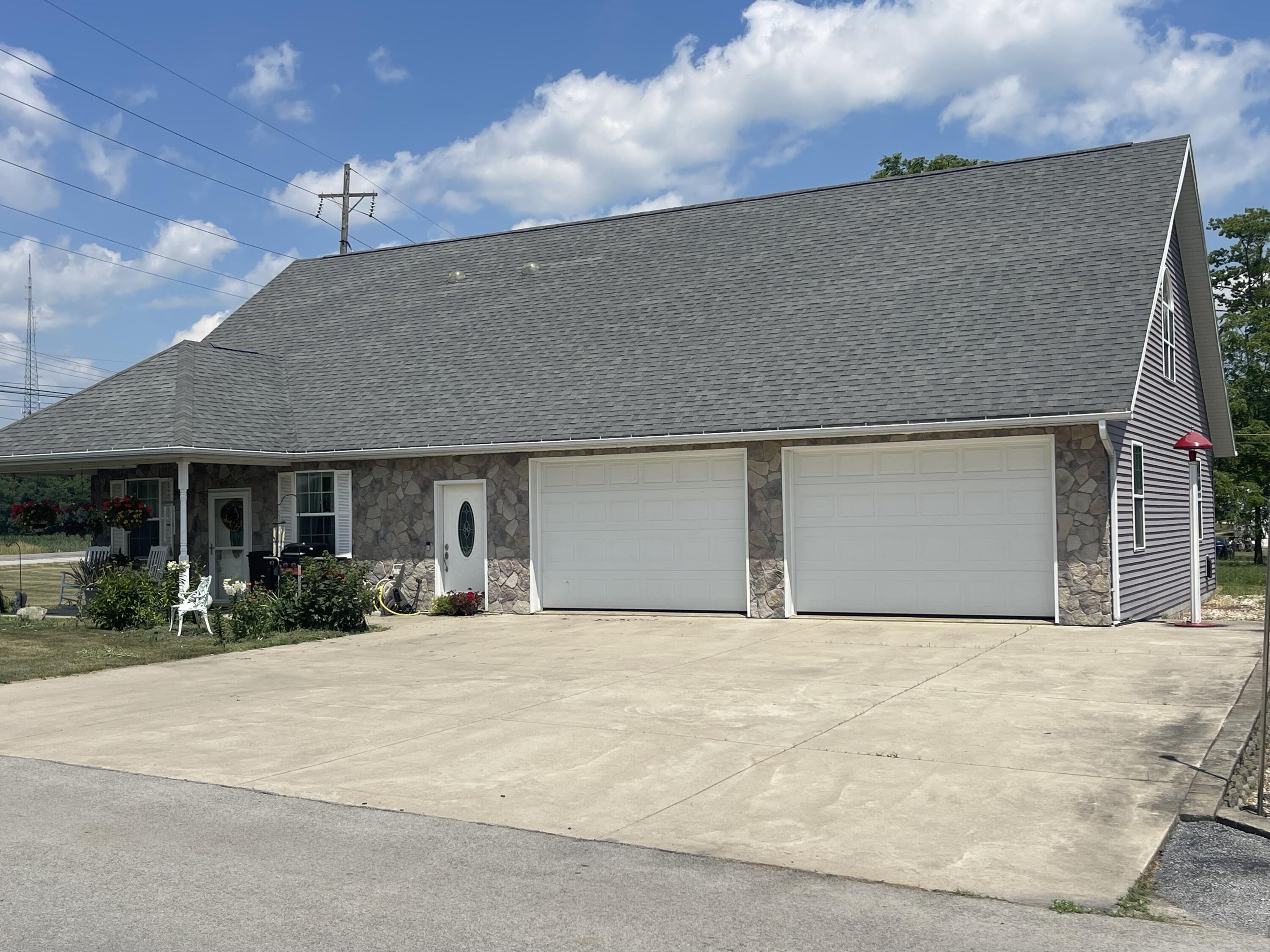 100 Cottonwood Drive, Celina, Ohio 45822