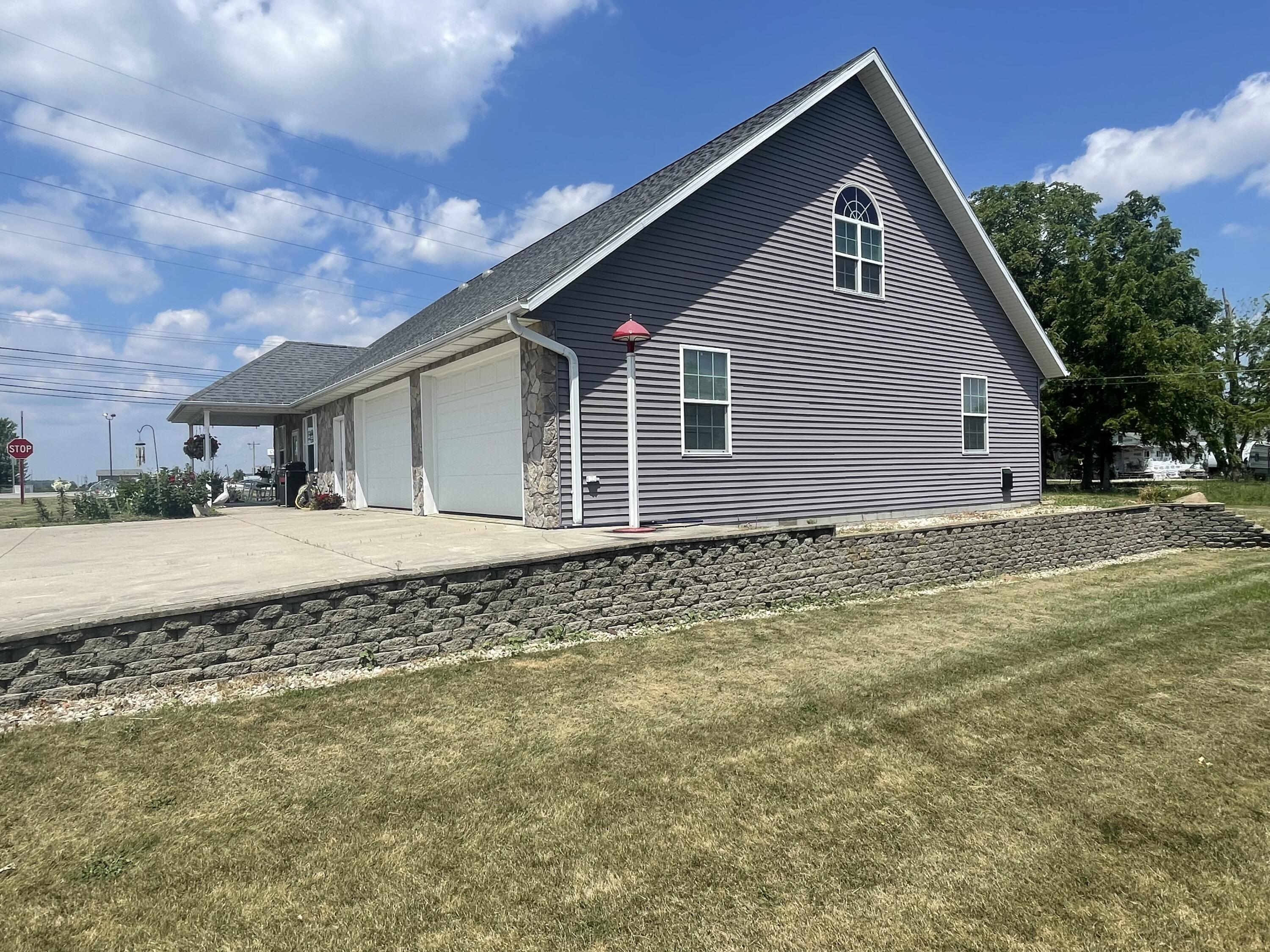 100 Cottonwood Drive, Celina, Ohio 45822