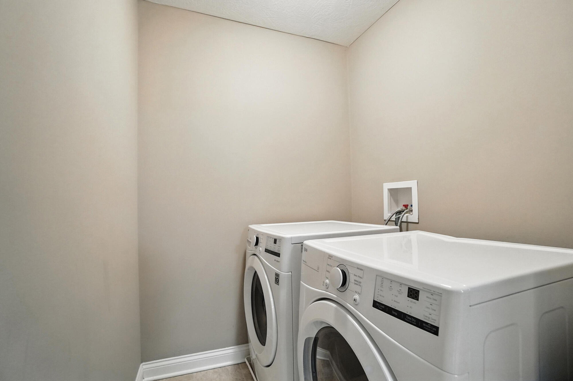 6249 Brassie Avenue, Westerville, Ohio 43081