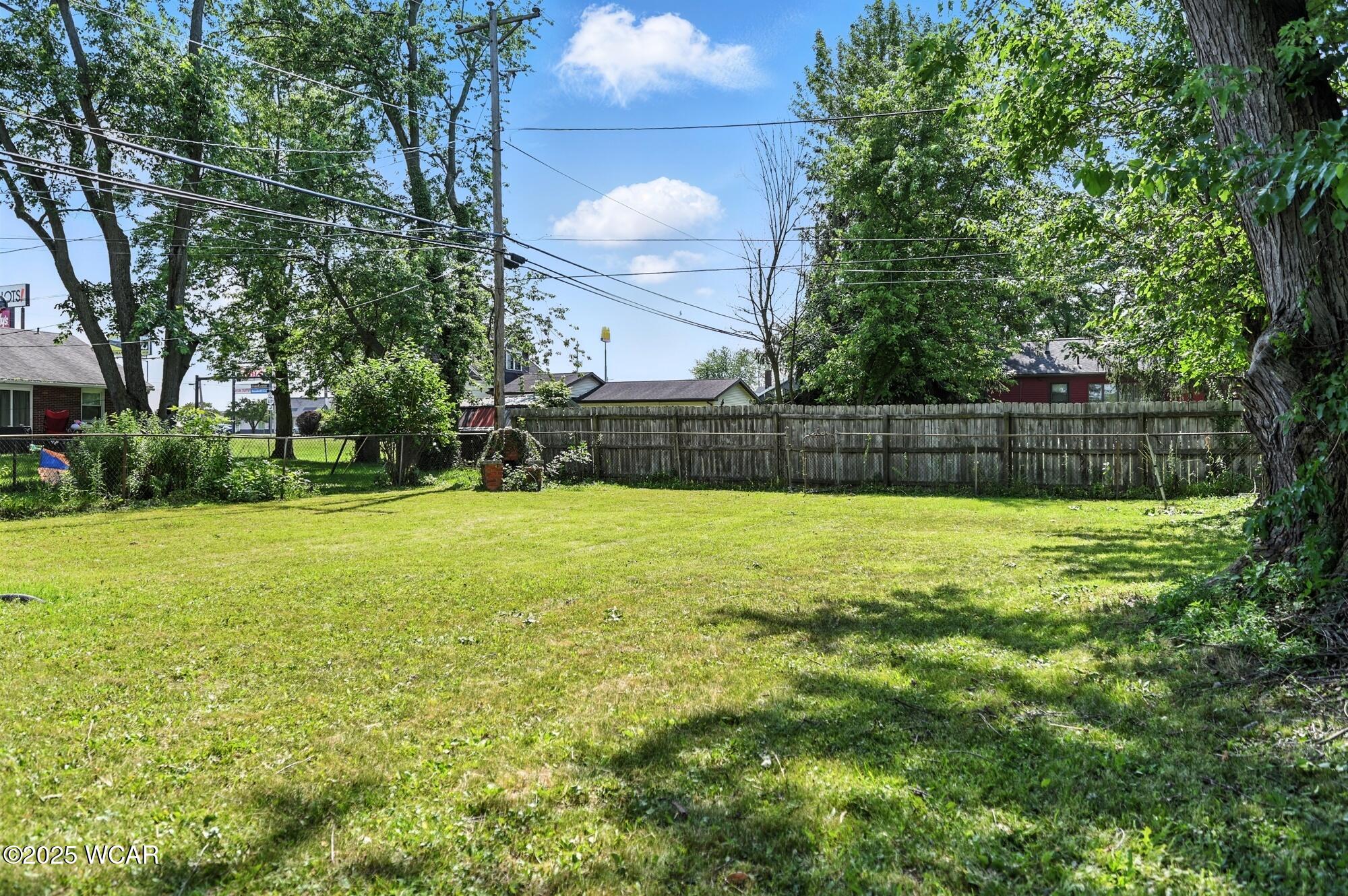 696 Mount Holyoke Avenue, Lima, Ohio