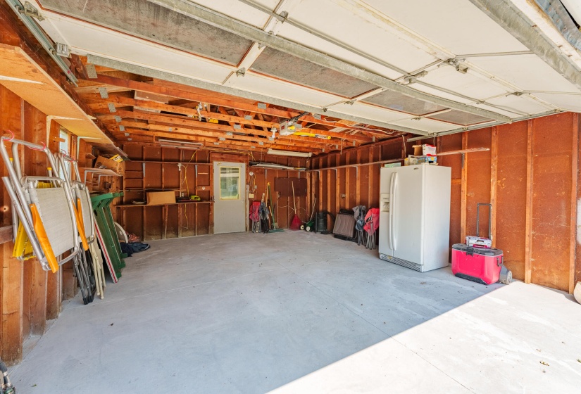 11385 Horseshoe Channel Dr, Lakeview-24