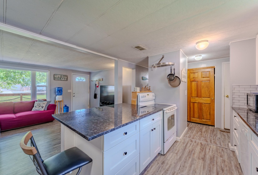 11385 Horseshoe Channel Dr, Lakeview-11