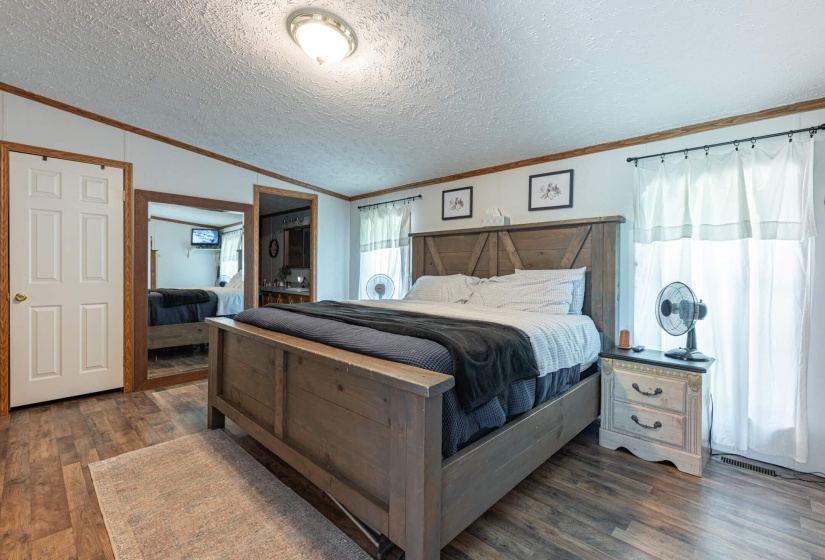 6007 Dolly Varden-14
