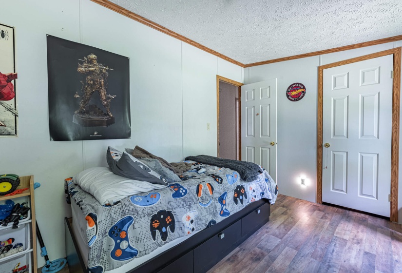 6007 Dolly Varden-22