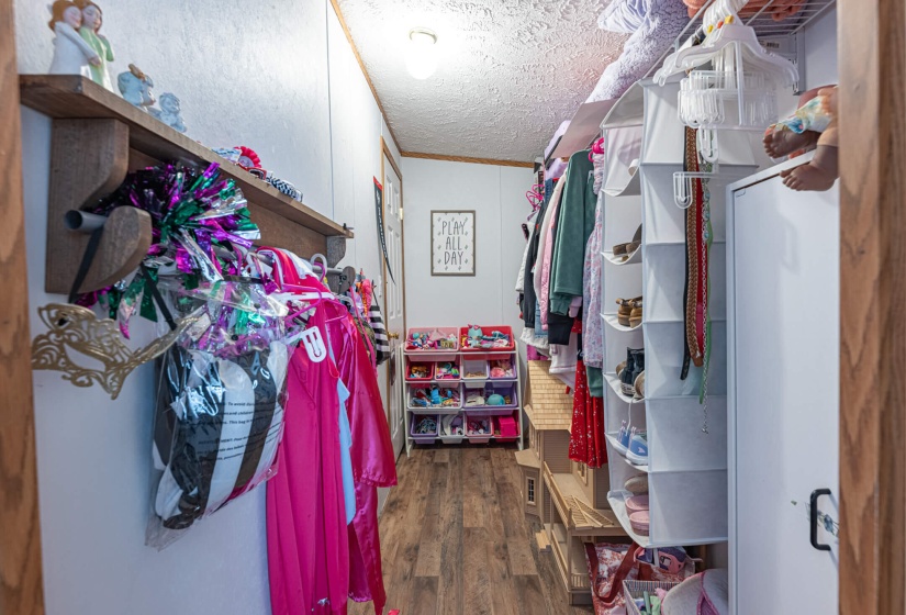 6007 Dolly Varden-28