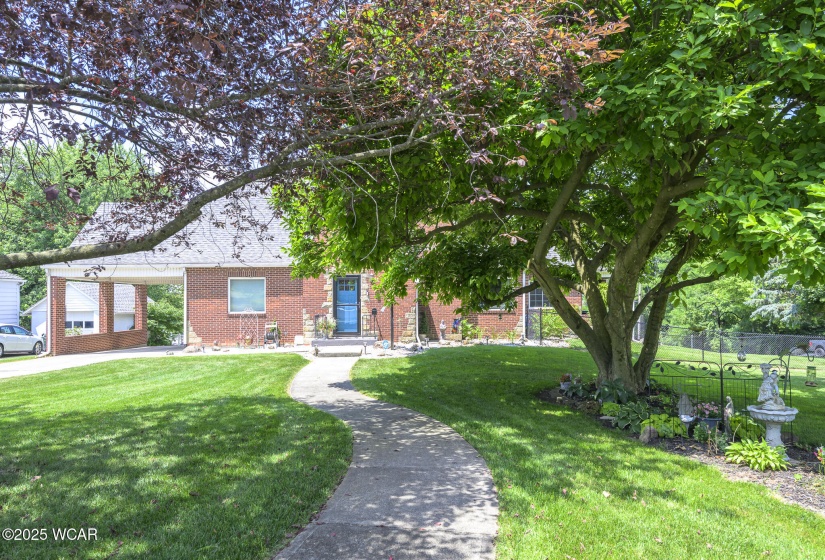 615 Iroquois Road, Bellefontaine, Ohio, 2 Bedrooms Bedrooms, ,2 BathroomsBathrooms,Residential,For Sale,Iroquois,307609