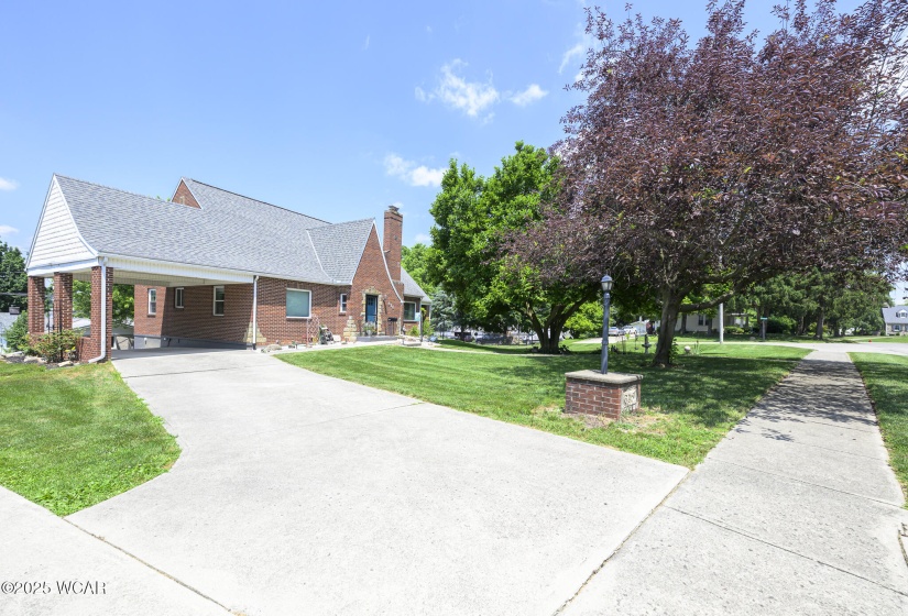615 Iroquois Road, Bellefontaine, Ohio, 2 Bedrooms Bedrooms, ,2 BathroomsBathrooms,Residential,For Sale,Iroquois,307609