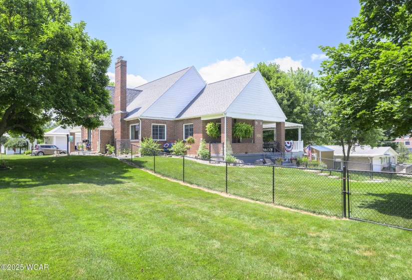 615 Iroquois Road, Bellefontaine, Ohio, 2 Bedrooms Bedrooms, ,2 BathroomsBathrooms,Residential,For Sale,Iroquois,307609