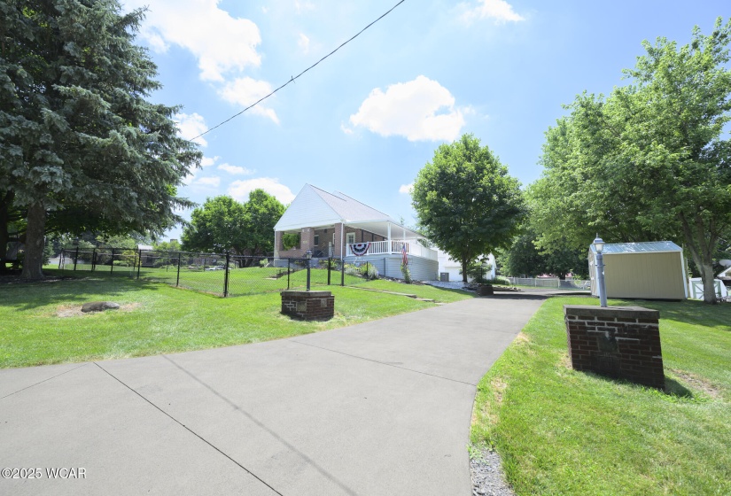 615 Iroquois Road, Bellefontaine, Ohio, 2 Bedrooms Bedrooms, ,2 BathroomsBathrooms,Residential,For Sale,Iroquois,307609
