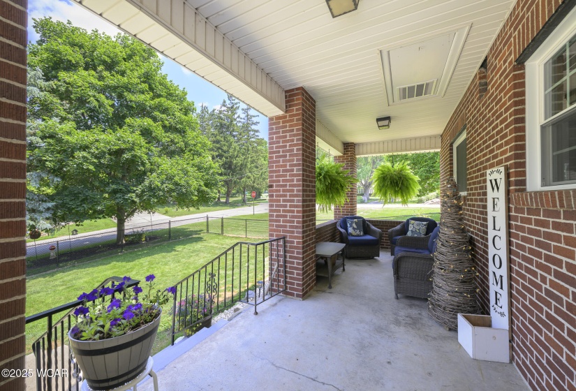 615 Iroquois Road, Bellefontaine, Ohio, 2 Bedrooms Bedrooms, ,2 BathroomsBathrooms,Residential,For Sale,Iroquois,307609